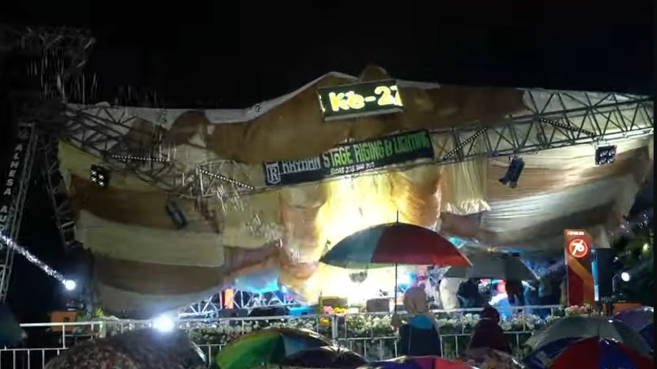 DETIK2 PANGGUNG PENGAJIAN GUS IQDAM  AMBRUK ‼️ DI KARANGREJO, JATI, KEC JATI ,KAB  BLORA