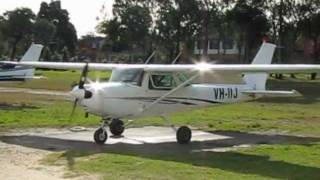 Aerospace Aviation Cessna 152 [VH-IIJ] - Startup & Taxi - 12 July 2008 - Abraxas Video
