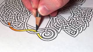 Coloring a simple shadow with colored pencils