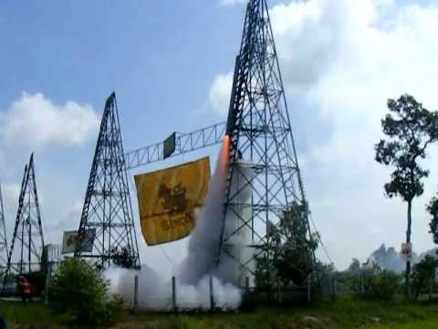 บั้งไฟล้าน อ.พนมไพร 2554