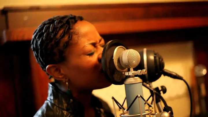 "Billie Jean" Michael Jackson (cover by Lisa Miche...