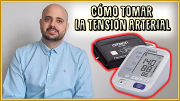 ¿Cómo puedo saber si mi tensiómetro OMRON es preciso?