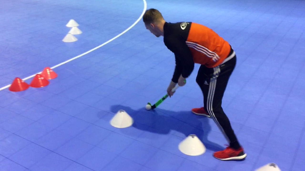 Zaal Hockey Tricks 8 YouTube