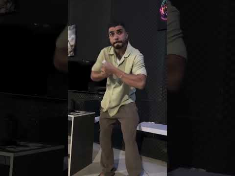 پسرا آیا با بطری این کارارو میکنید کلیپ خنده خندانندهشو کلیپ خندارترین کلیپ فان خنده