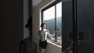 Slim Profile Sliding Window