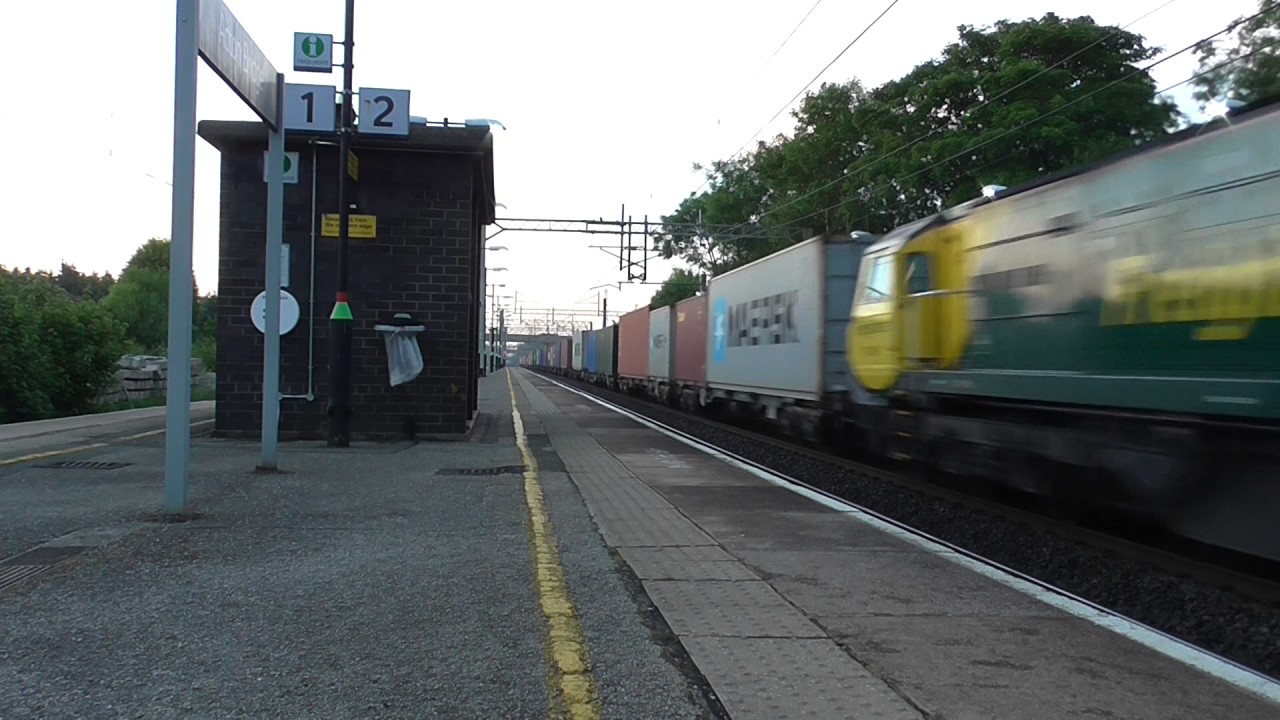 Freightliner Class 70 Full Power Through Acton Bridge