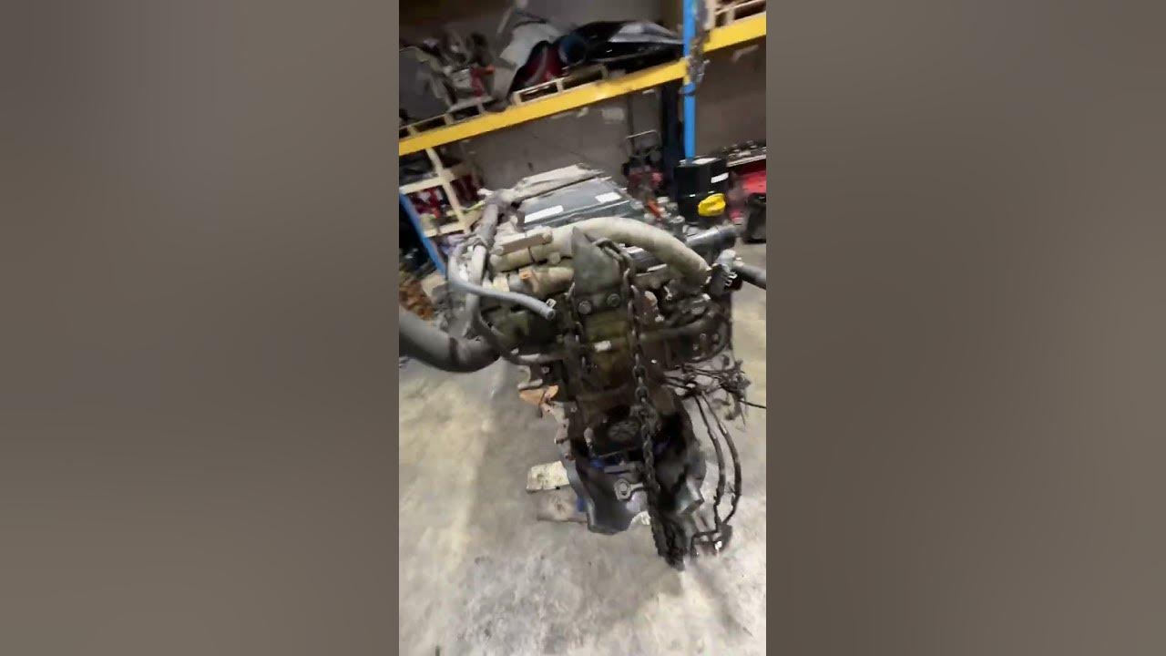 Where and How you can find your serial number on your Detroit dd15