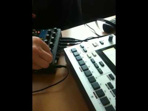 Playing around with a monomachine and a eventide timefactor