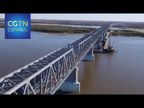 Video: Cómo El Teleférico Conectará Rusia Y China