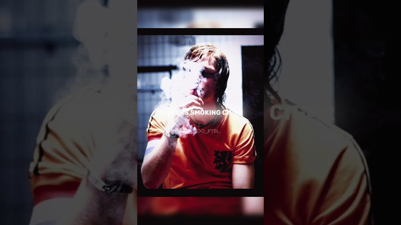 Goat smoking clubs🥵🥶🗿