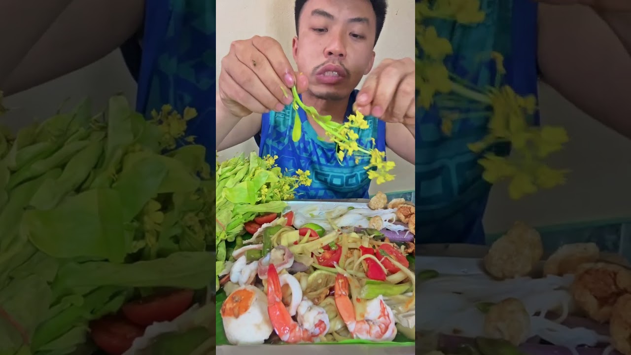 ตำหมากหุ่งแช่บๆ