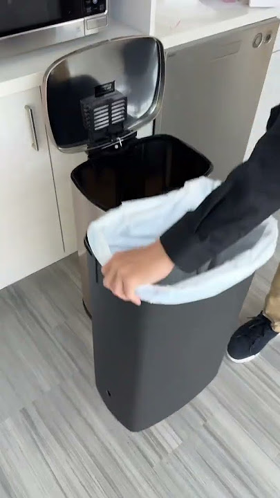 HAVE YOU EVER SEEN A ROSE GOLD TRASH CAN?