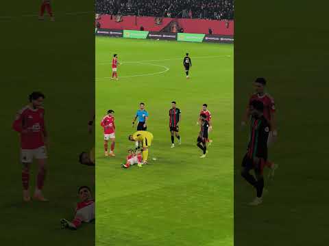 شوفو خبث جماهير الجيش الملكي قال التاكناوتي وا لحاس واش دبا هذا مربي مزيان الرباط الشارع المغربي