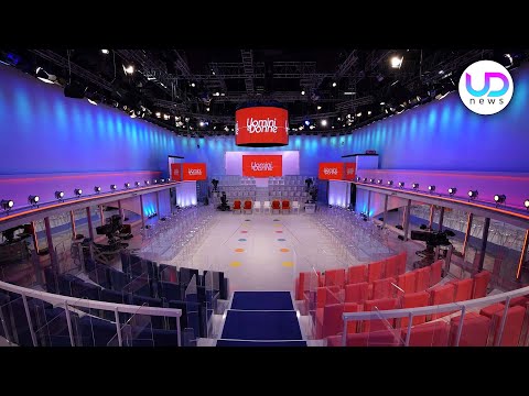 Uomini e Donne: Ecco I Cinque Volti Della Storica Redazione Del Programma!