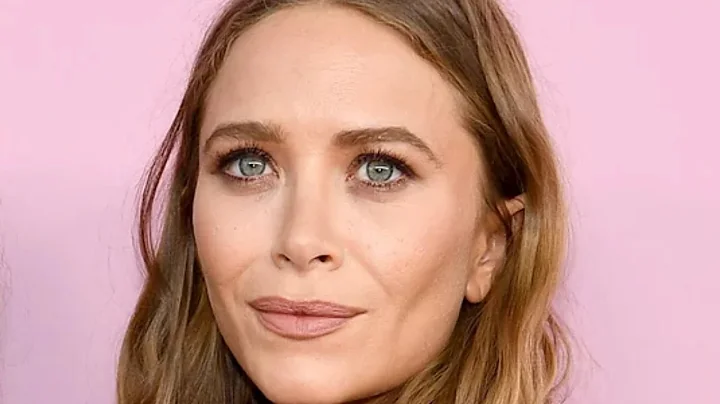 Mary-Kate Olsen's Transformation Is Seriously Turn...