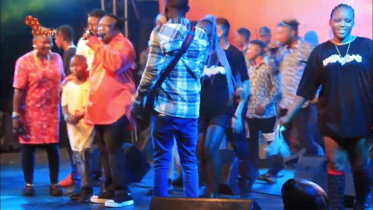 SAHEED OSUPA SHOWCASE HIS BREATHTAKING STYLE ON STAGE YouTube