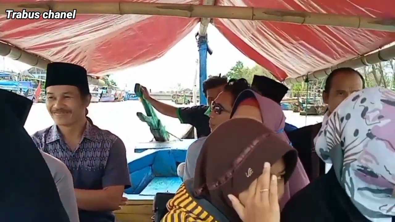 Menuju makam Syekh Mudzakir naik perahu #trabuschannel#makamsyekhmudzakir