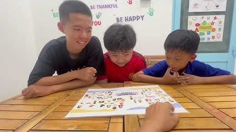 Phan Thiet English Communication: Vinny, Henry and Ben practice talking about Describing People