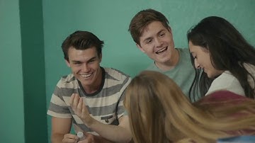 Clevermade Set of (2) 62-Liter Collapsible Crates w/ Lids on QVC