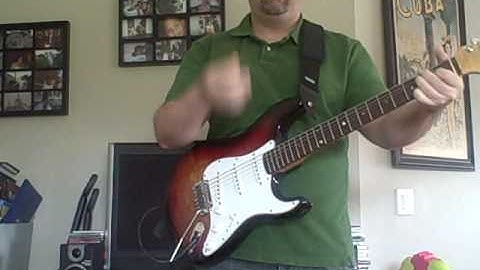 Wilkinson VS100 Tremolo Intonation Stability Demo