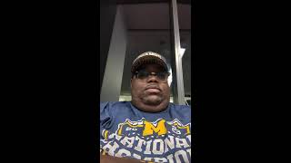 Early morning airport stream from DTW (Detroit Metro Airport)