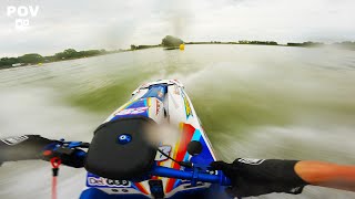 POV : Mathéo, champion du monde, sur son Jet à bras de 300 CV.