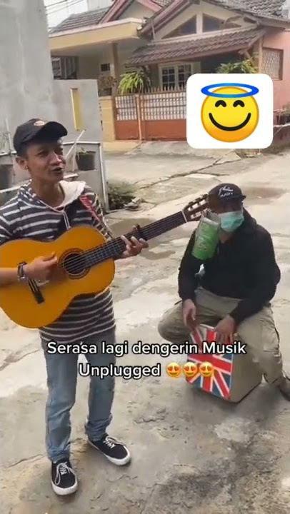 SUARA PENGAMEN INI 😍 HATI-HATI DI JALAN - TULUS #hatihatidijalan #pengamen #viral #tiktok #shorts