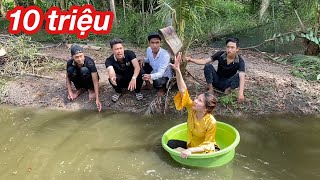 Cười Bò Với Trò Chơi Bơi Thau Nhận Tiền Khủng Của Công Thức TV / Quá Khó Ăn Tiền ! | Ly Ngô Vlog