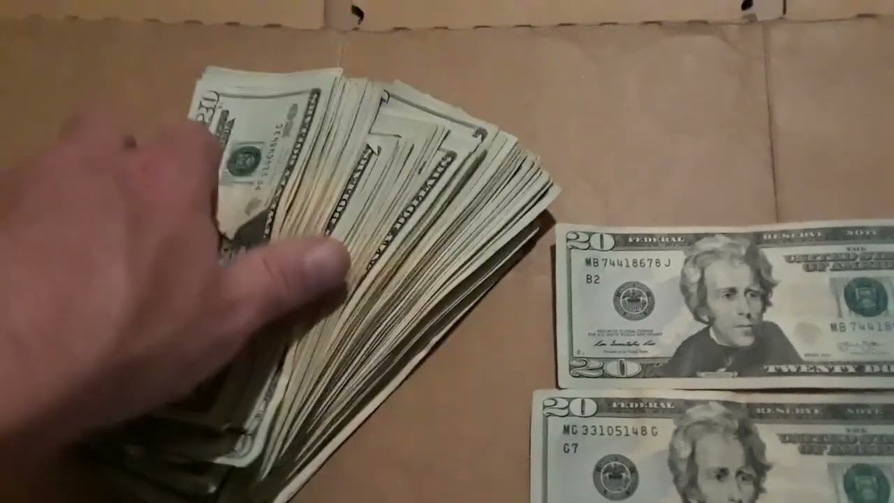 ASMR-подсчет денег — как выглядит экономия 20 долларов в день — вдохновение для экономии! День 16...