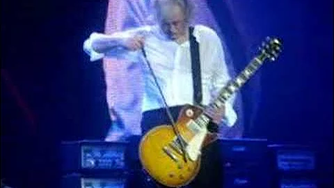 Led Zeppelin Reunion Concert: Jimmy Page and a  Bow