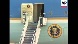 UK: LONDON: PRESIDENT BILL CLINTON & HILLARY CLINTON VISIT