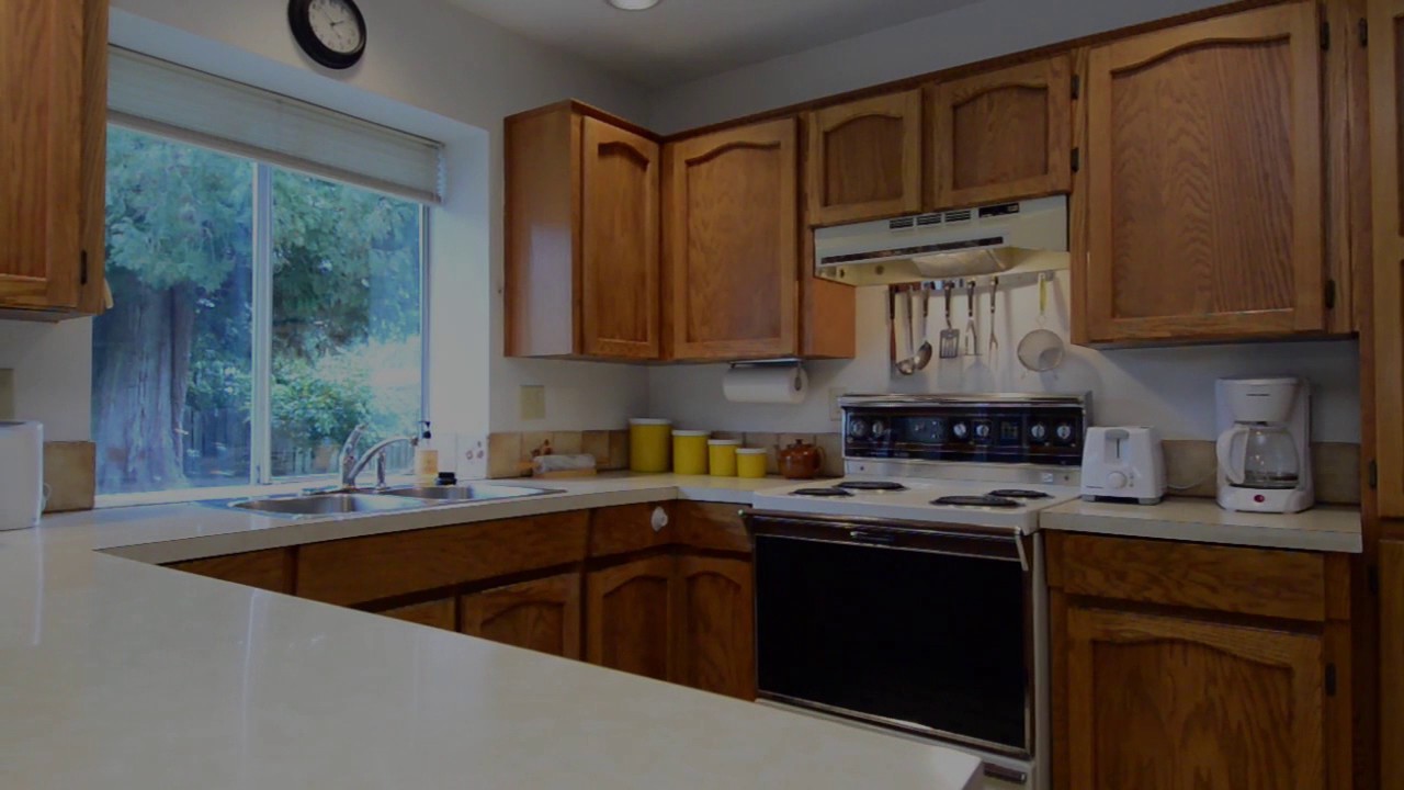 1646 138A Street, South Surrey - The Walker Real Estate Team