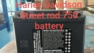 How to remove battery Harley Davidson Street rod 750
