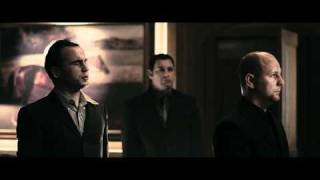 Rocknrolla - Guantazo