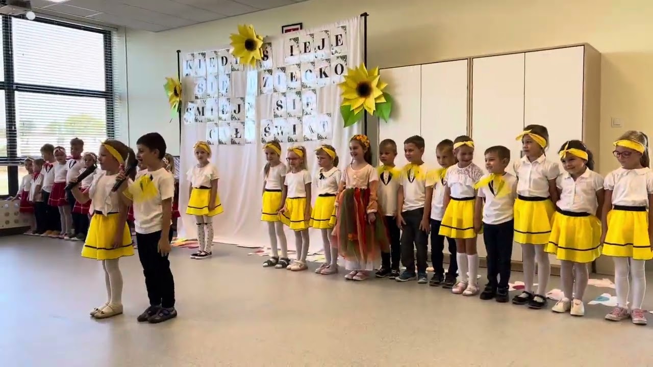 Otwarcie przedszkola w Suszcu - występy przedszkolaków - 20.09.2023