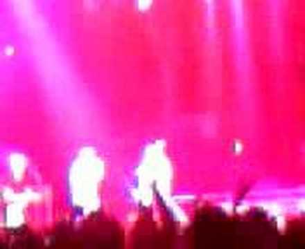 Avril Lavigne live in Milan - 13 giugno 2008 - GIRLFRIEND