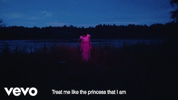 BENEE - Princess (Lyric Video)