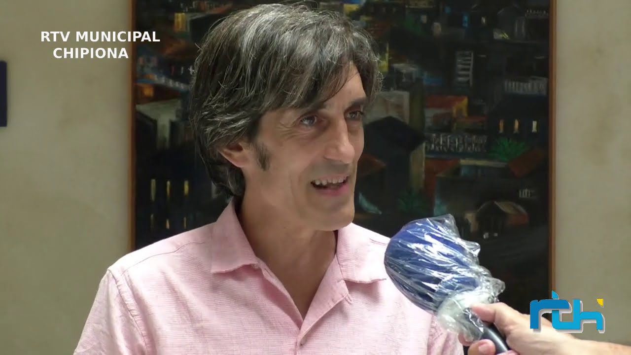 Manolo Caro. El actor, fiel a sus vacaciones en Chipiona, nos habla de sus proyectos.