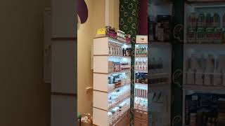 Торговое оборудование для магазина косметики