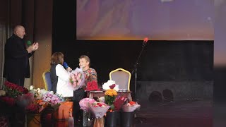 Александр Домогаров поздравляет Ларису Лужину с 85-летним юбилеем.
