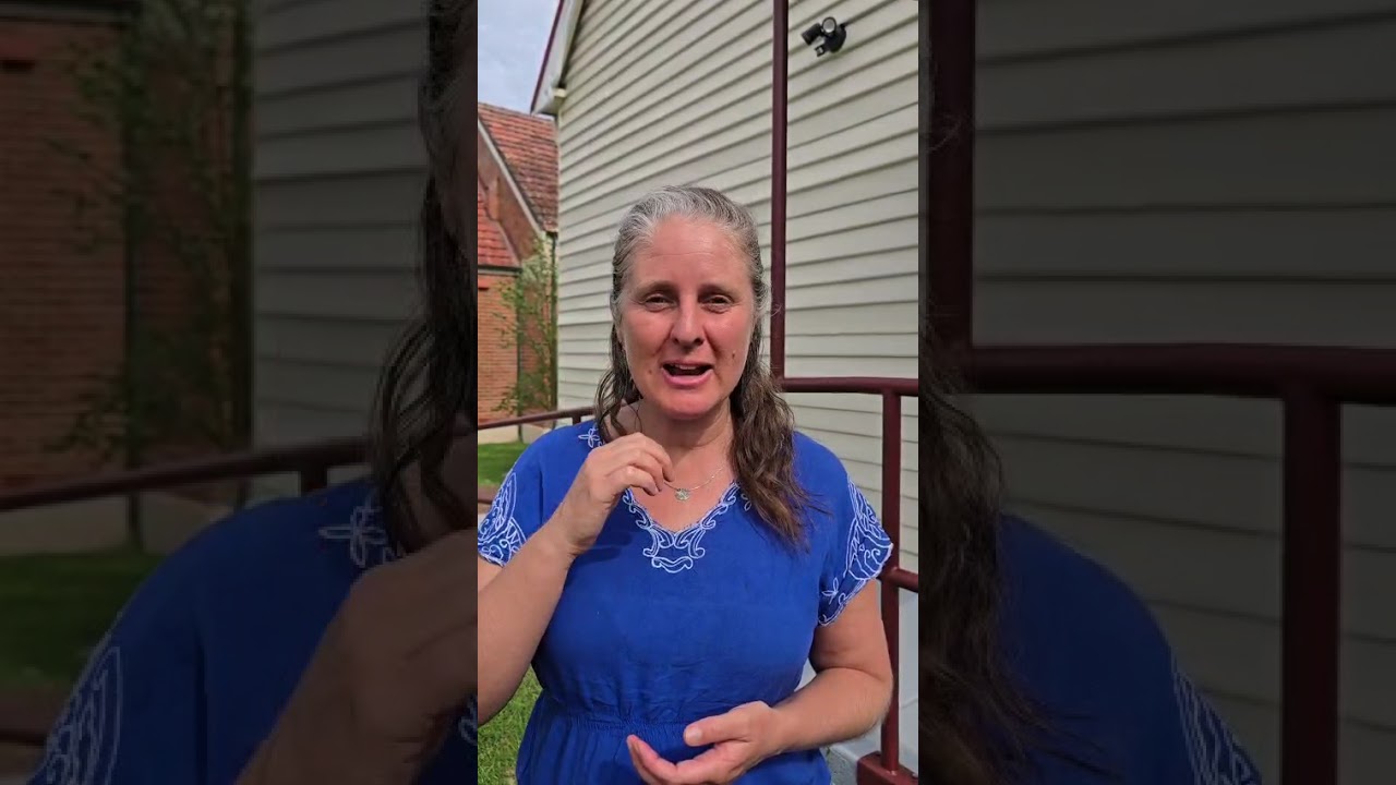 Katie's Experience - Discover the Story Your Face Tells Workshop with Linda Thackray