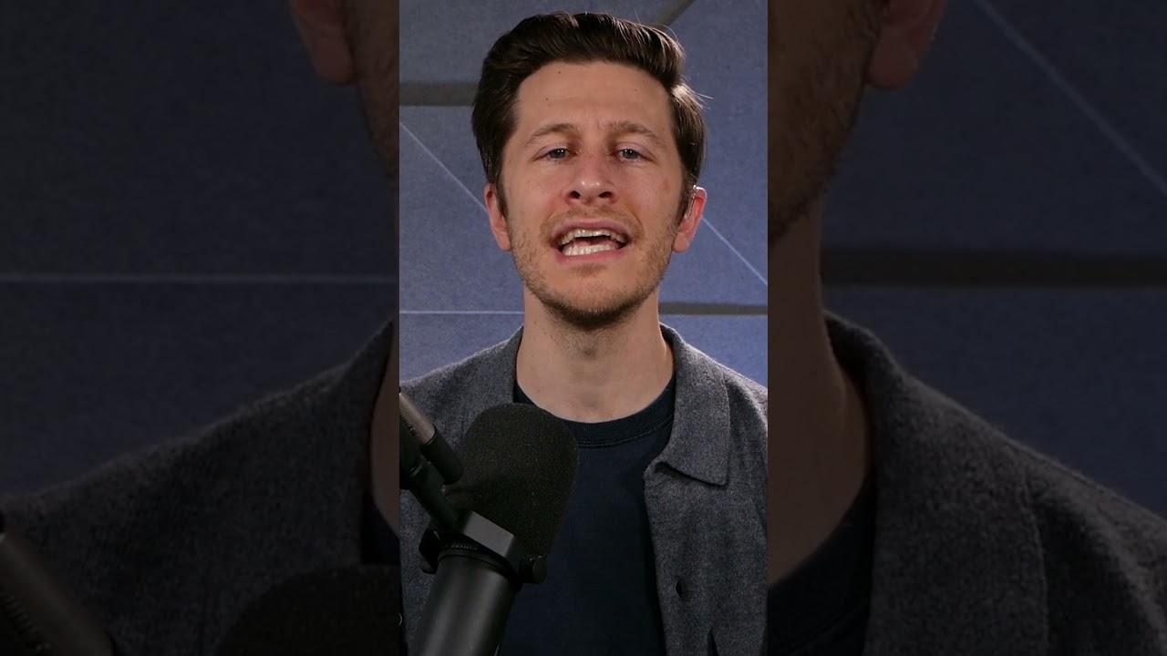 Trump Loses His Mind, Starts Quacking Like a Duck on Stage