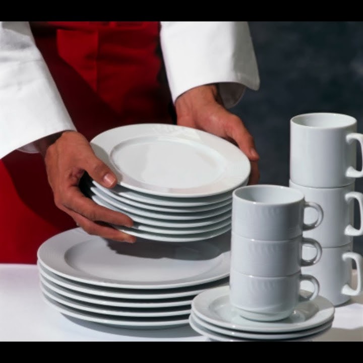 Stacking plates sound effect