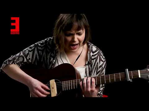 Nierówne na scenie - kontekst bałkański