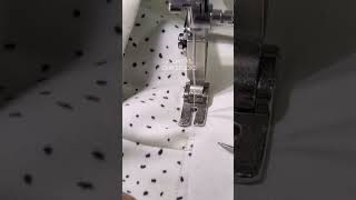 How to sew knit fabric without stretching: Place non-stretch tape under the presser foot.#sewingtips