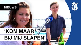 Michelle geeft ijsjes aan hete boot-jongens