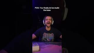 He won’t let you down though. #rust #funny #rustclips #rustgame #grub