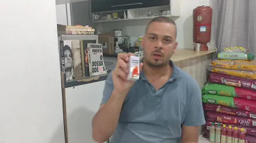 O que dar para o coleiro na muda de pena?
