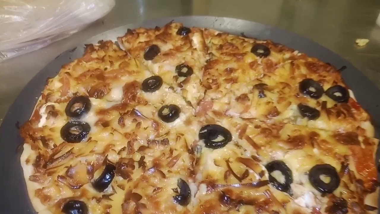 Pizza recipe Saudi Arab - YouTube