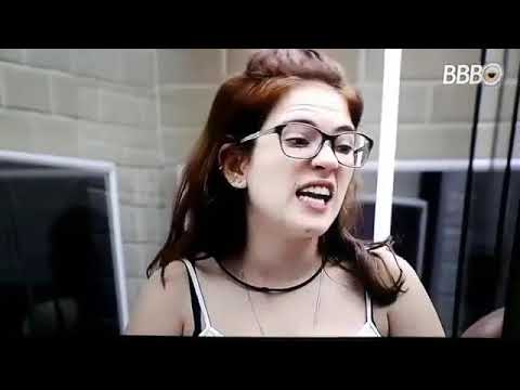 Ana clara fala dos beijos recebidos do Pai no Big Brother Brasil 18 que causaram polmica